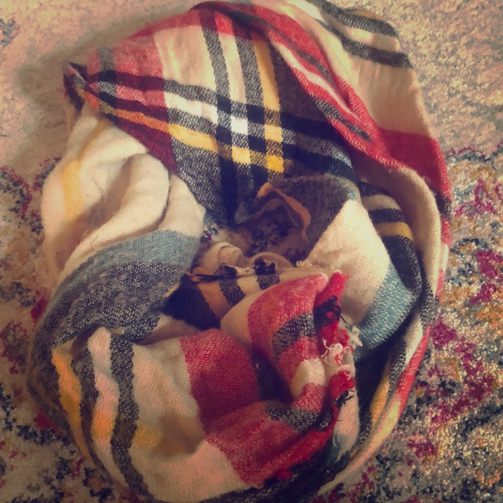 Flannel blanket scarf